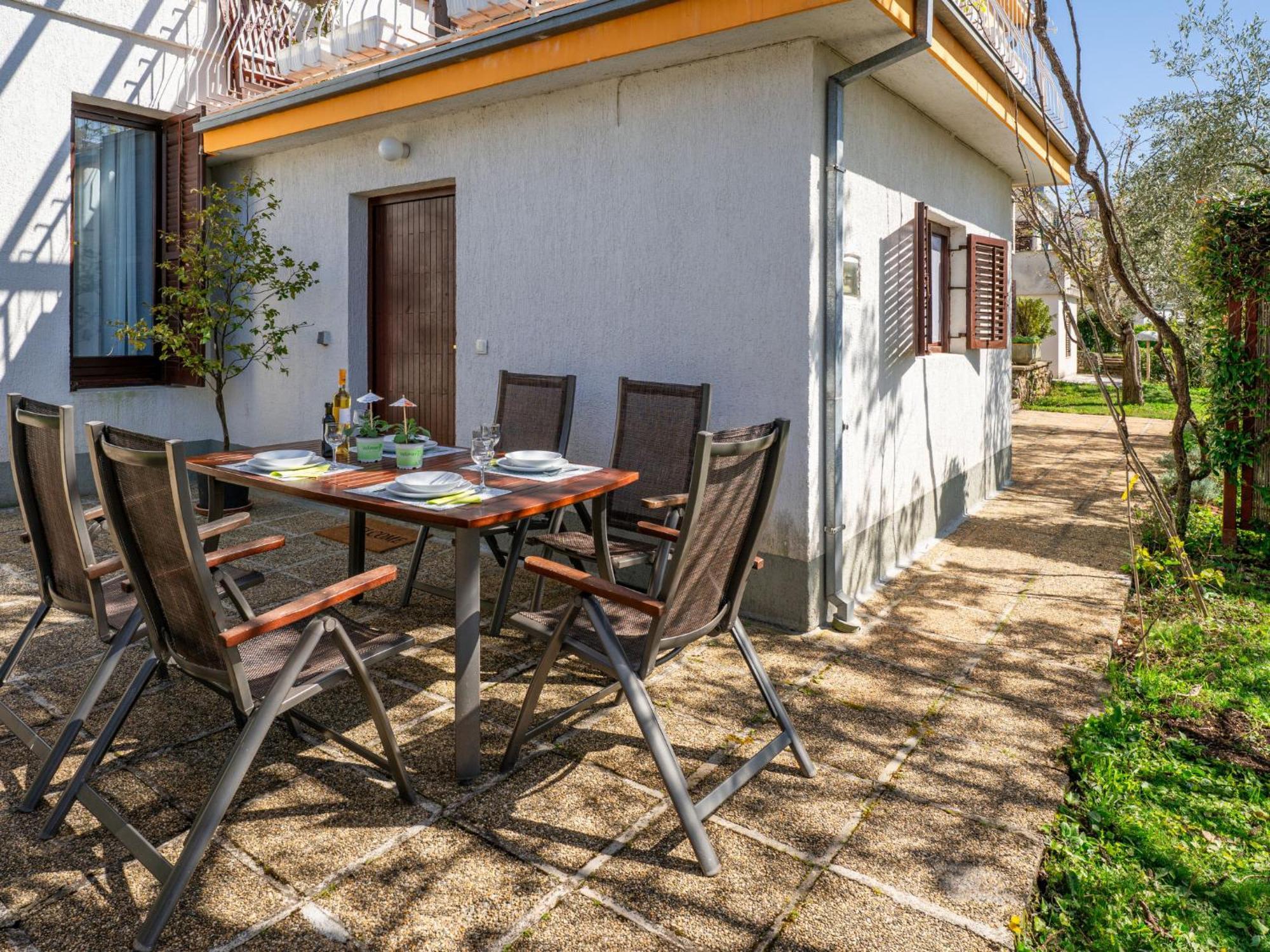 Apartment Jurkovic - Nji100 By Interhome Njivice Dış mekan fotoğraf